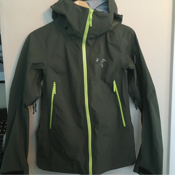Arcteryx Sentinel AR Gor Tex Ski Shell Jacket - Picture 2 of 15